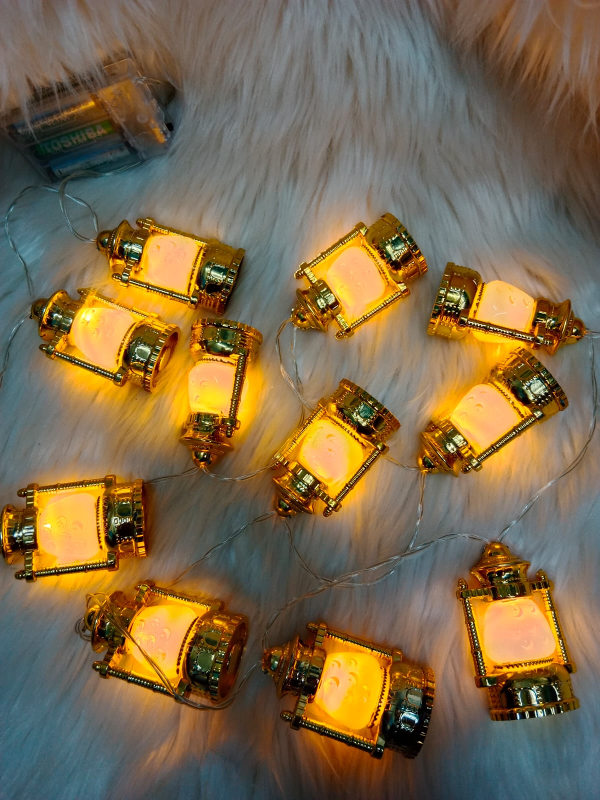 Small lantern string light