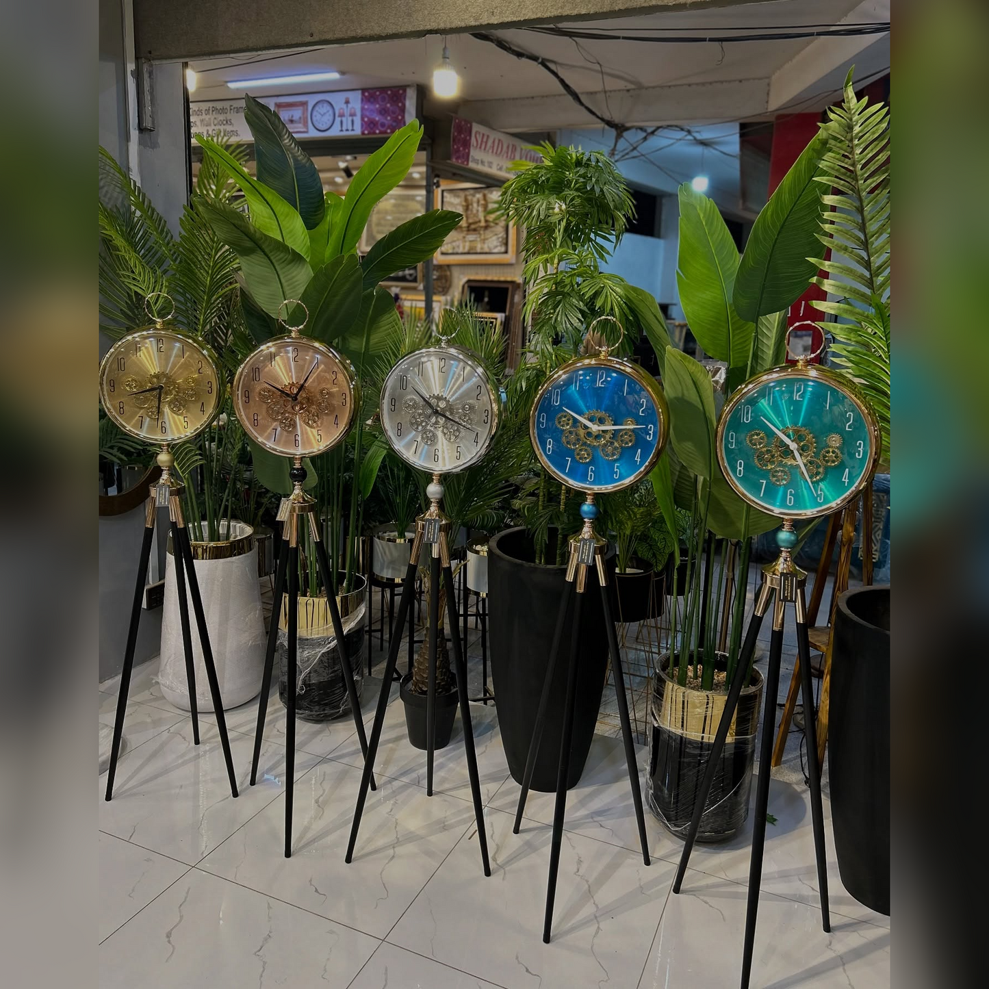 Imported Tripod stand gearing clock