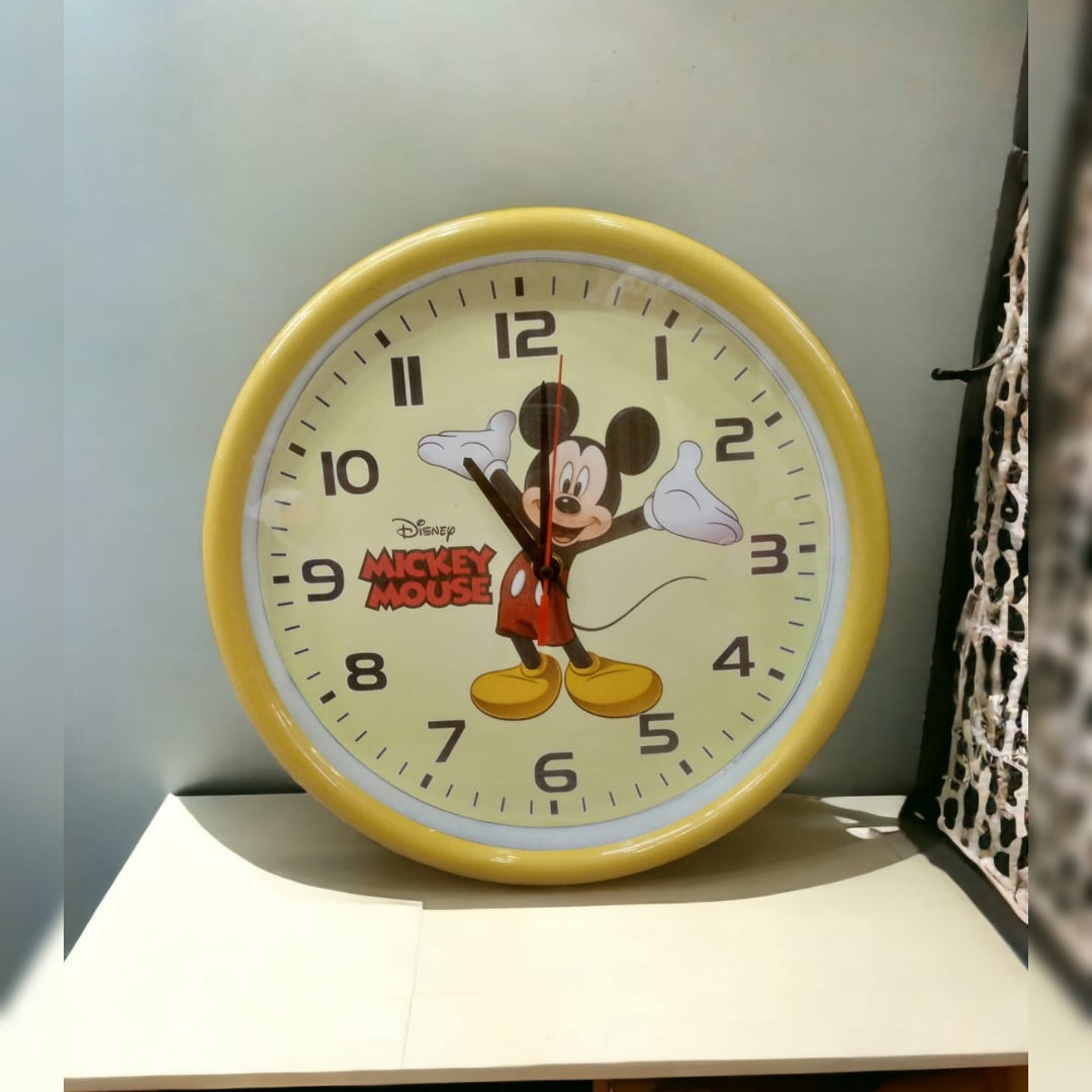 Best quality wall clock in different design