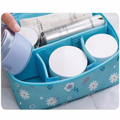 Makeup organizer bag