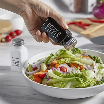 Decent look salt and pepper shakers set