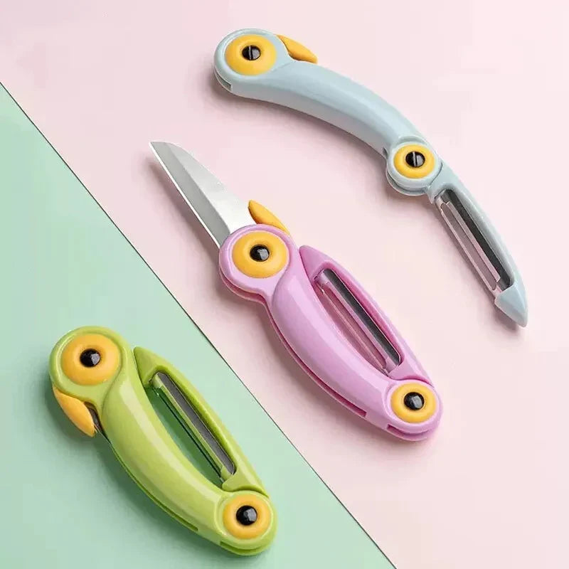 2 in 1 fruit peeling and cutting knife