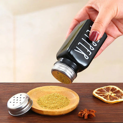 Decent look salt and pepper shakers set