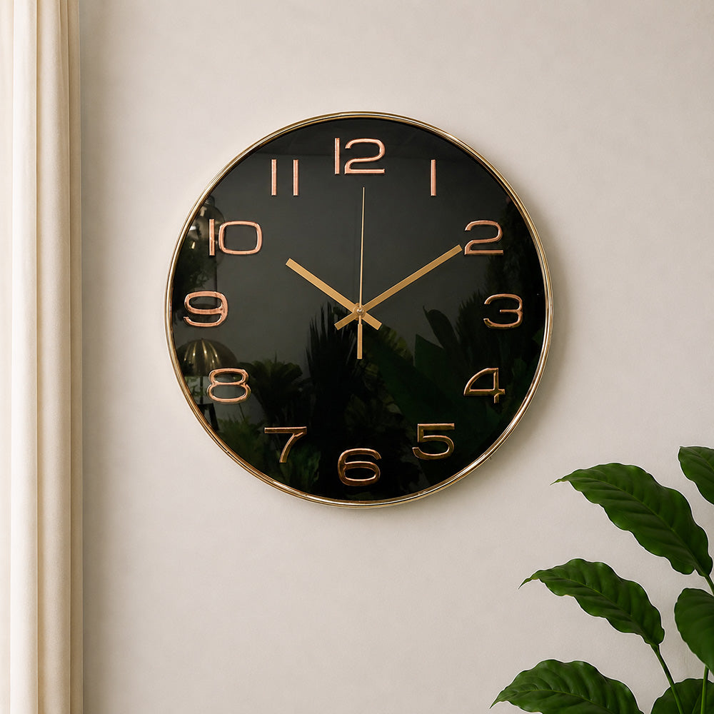 Modern Luxury Silent Metal Wall Clock (12 Inches) – Classic Numeric Dial, Ticking-Free Battery-Operated Clock for Living Room & Office