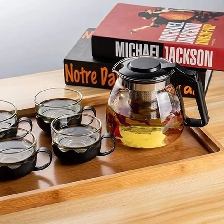 Heat resistant glass tea pot with 4 cups