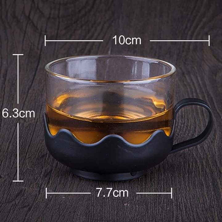 Heat resistant glass tea pot with 4 cups