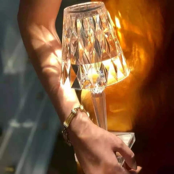 Crystal hood like lamp
