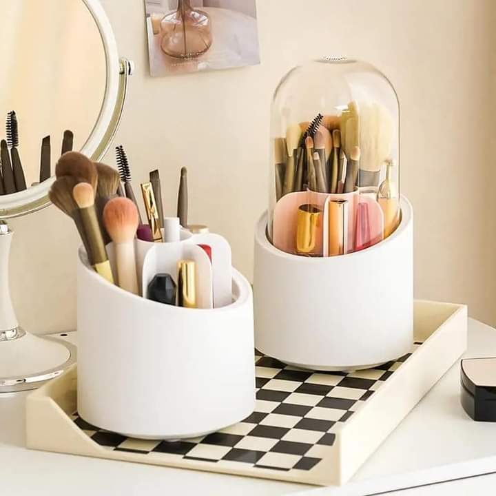 Covered Round Brush Holder