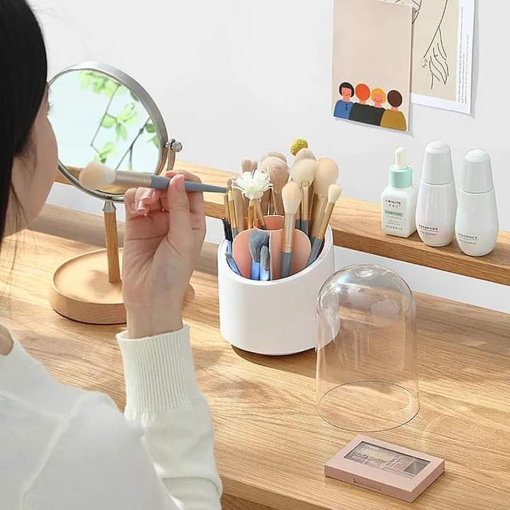 Covered Round Brush Holder