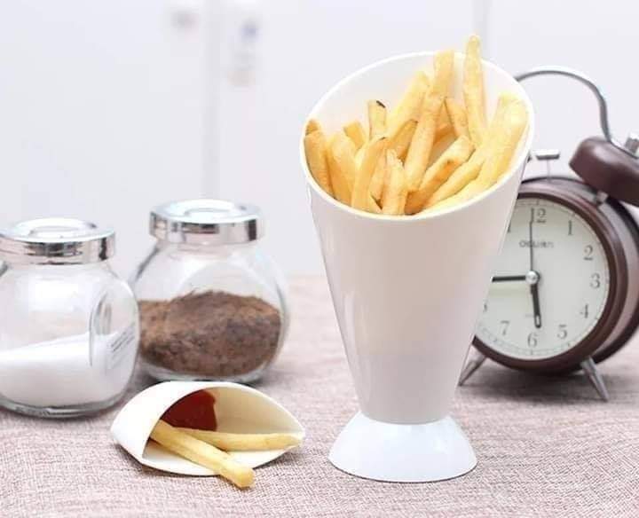 Fries cone holder with dipping cup