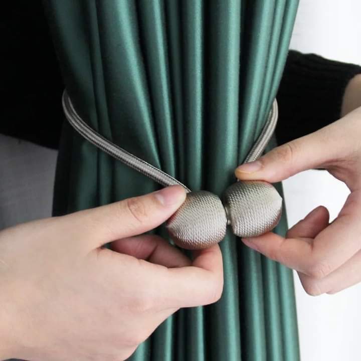 Magnetic Curtain Clip Holder (2Pcs)