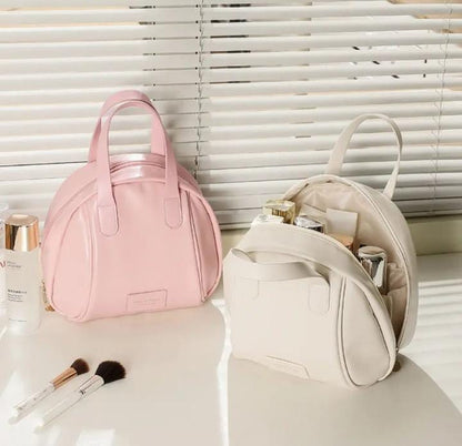 Large capacity round cosmetics pouch