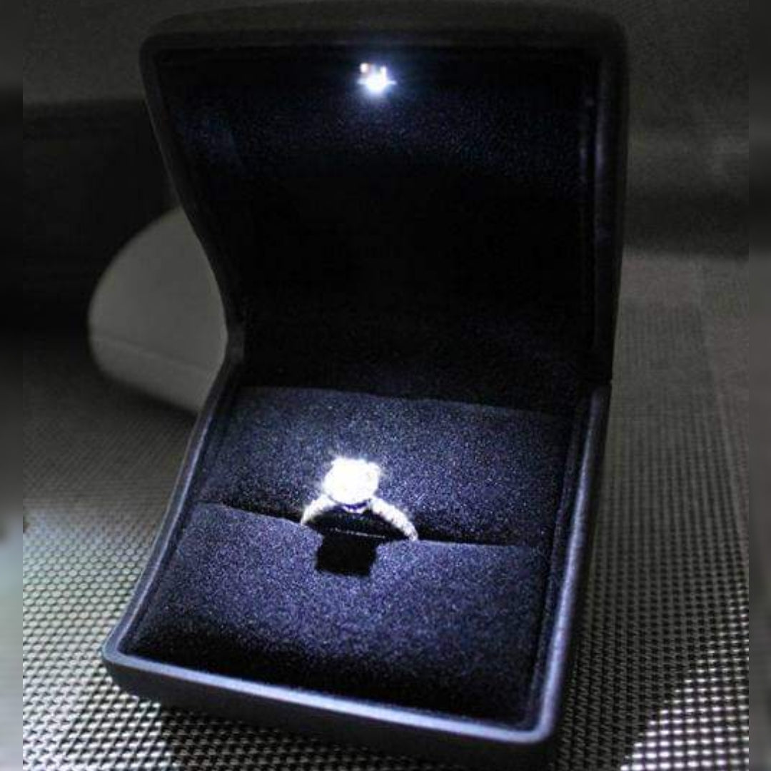 Ring box with led light