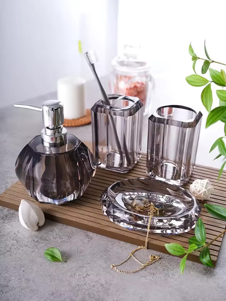 Acrylic 4Pcs Bathroom Accessories Set
