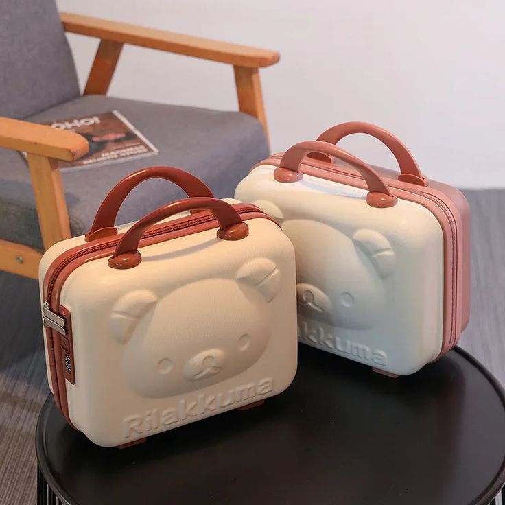 Bear Shaped Hanging Makeup Organizer